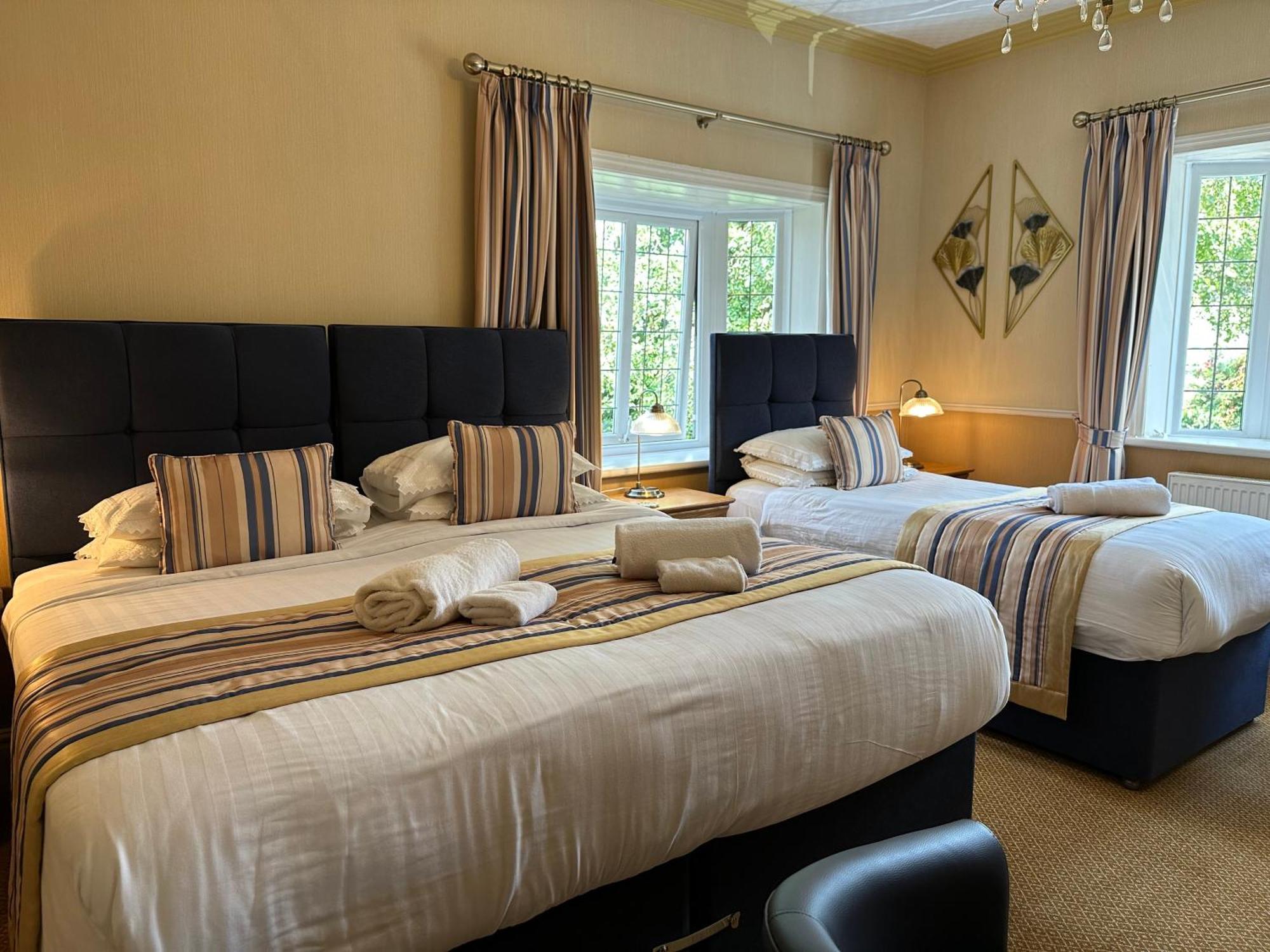 Chester House Guest House Экстерьер фото A room at the hotel